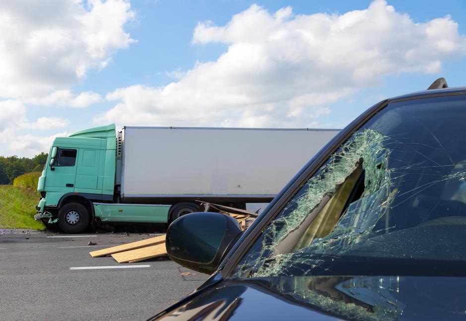 Do You Know These 3 Essential Differences Between Car and Truck Accidents