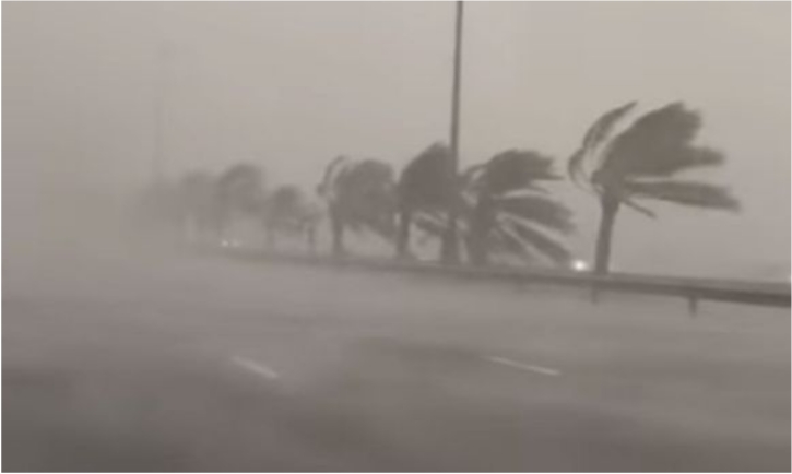 Al Ain Traffic Disruptions Due to Heavy Rain and Hailstorms